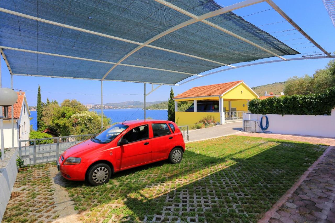 Family Friendly Seaside Apartments Razanj, Rogoznica - 10373 מראה חיצוני תמונה