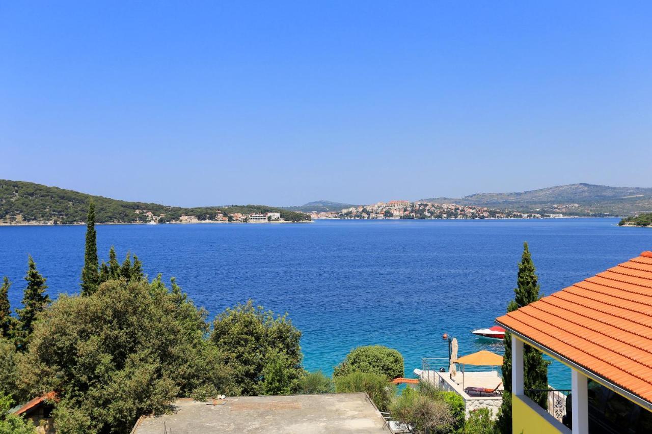 Family Friendly Seaside Apartments Razanj, Rogoznica - 10373 מראה חיצוני תמונה