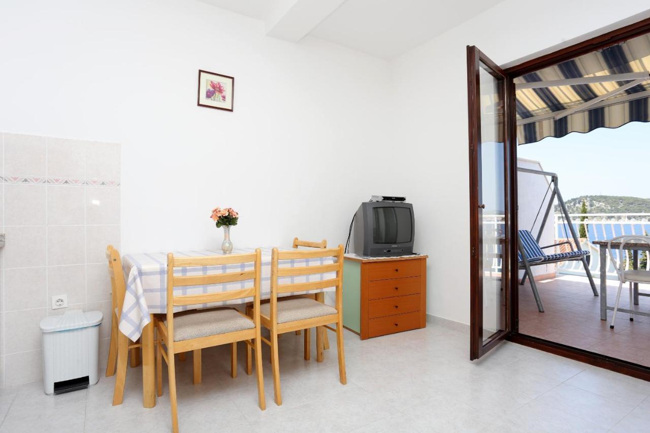 Family Friendly Seaside Apartments Razanj, Rogoznica - 10373 מראה חיצוני תמונה