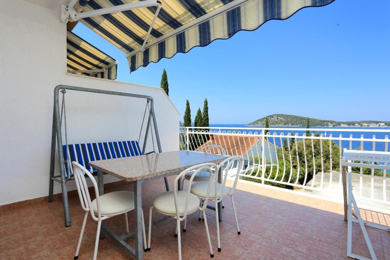 Family Friendly Seaside Apartments Razanj, Rogoznica - 10373 מראה חיצוני תמונה