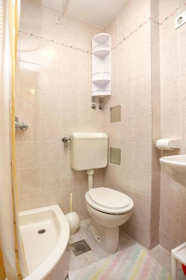 Family Friendly Seaside Apartments Razanj, Rogoznica - 10373 מראה חיצוני תמונה