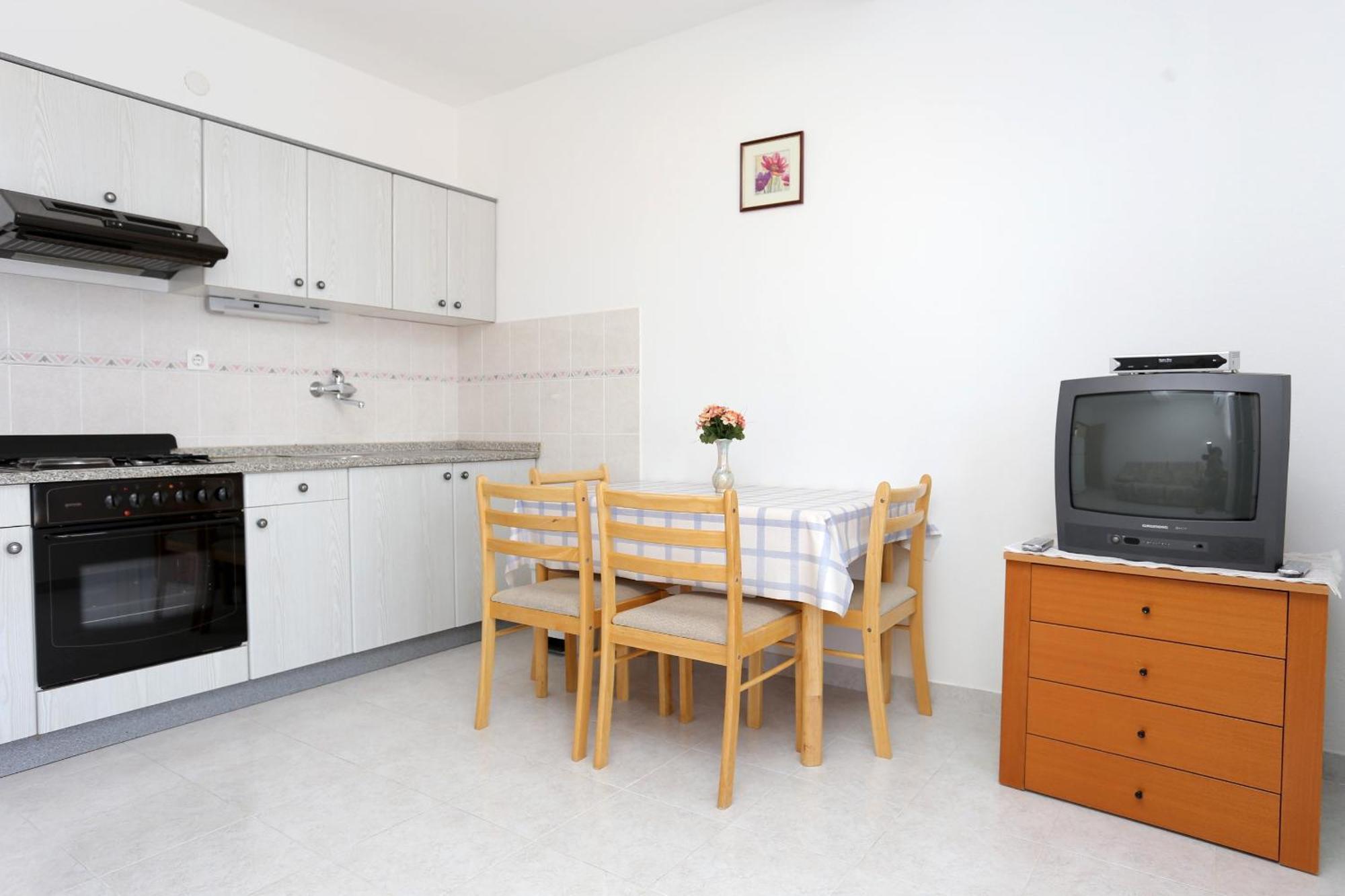 Family Friendly Seaside Apartments Razanj, Rogoznica - 10373 חדר תמונה